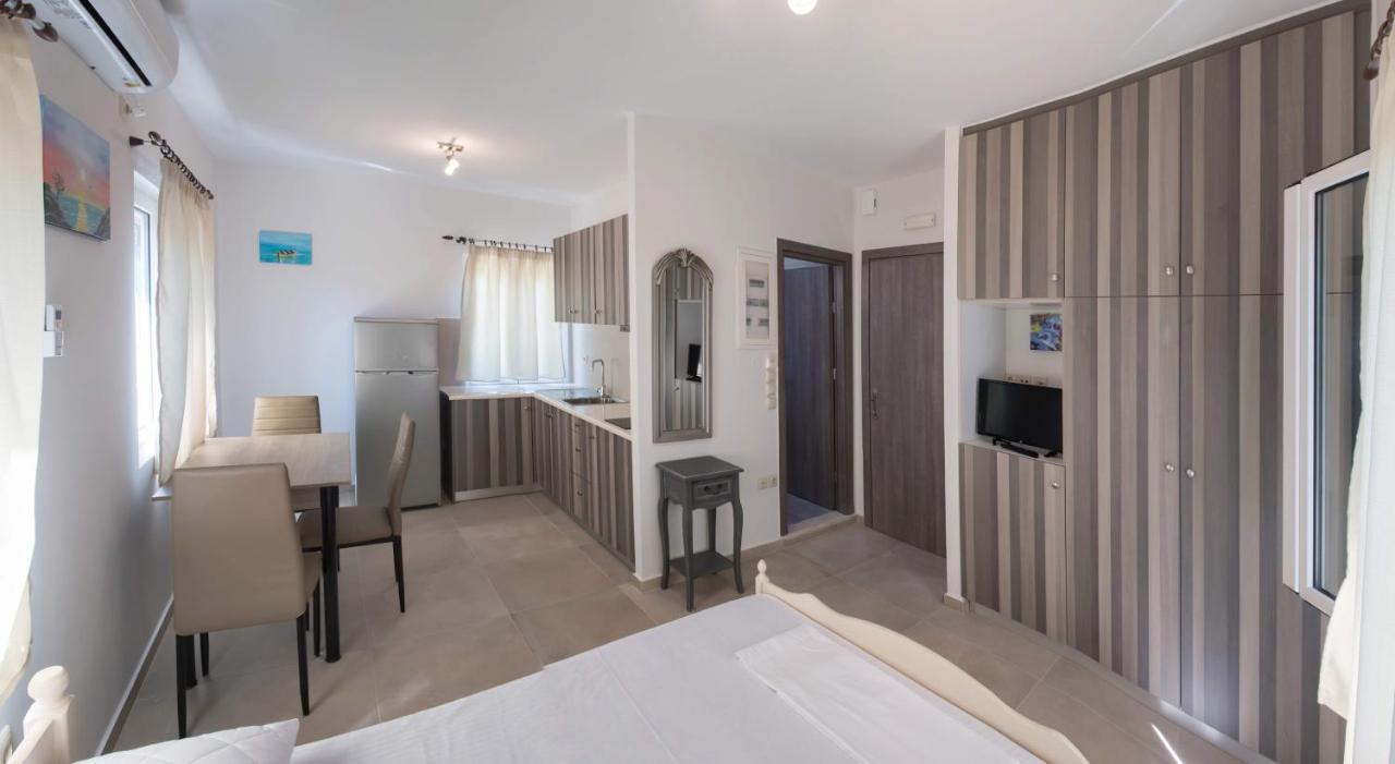 Boursinos Cozy Apartments Lefkáda エクステリア 写真